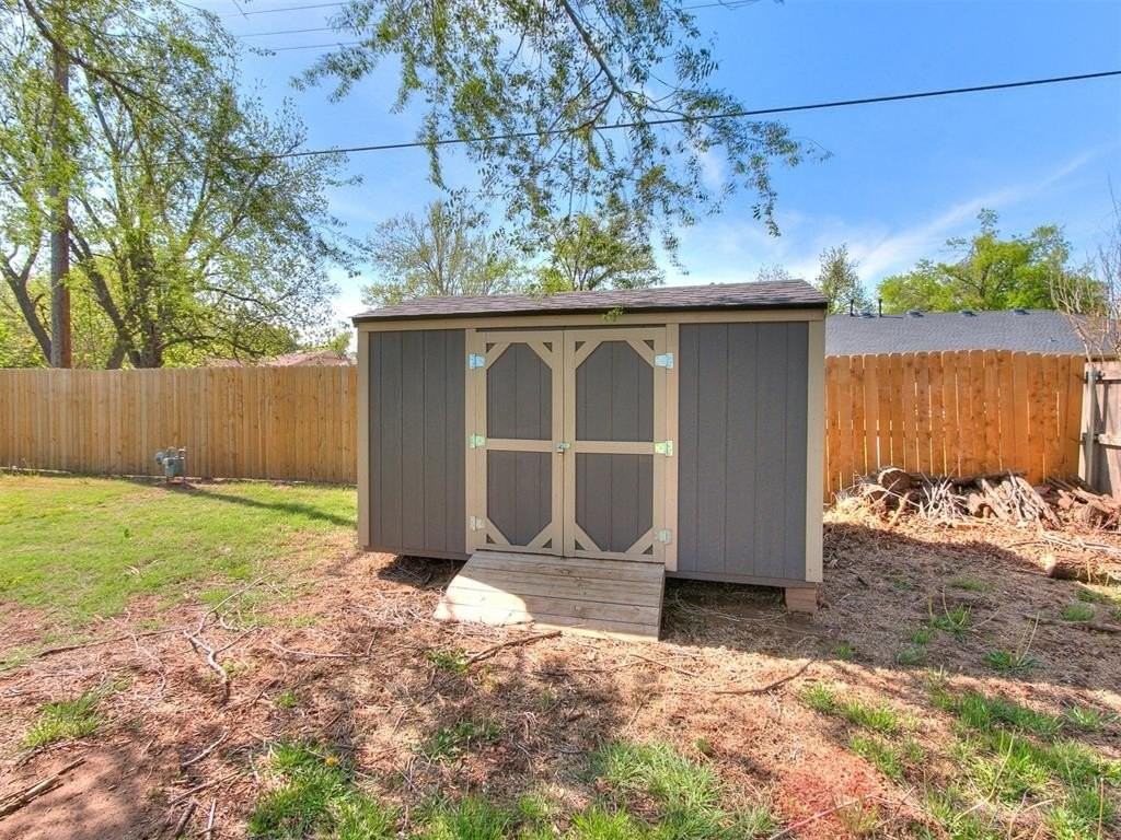 1626 W Boyd St - Photo 4 of 5