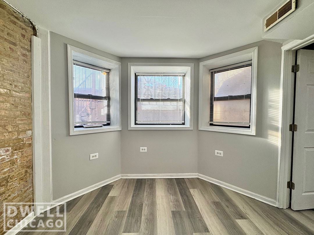 2640 W Cermak Rd #GDN - Photo 5 of 13