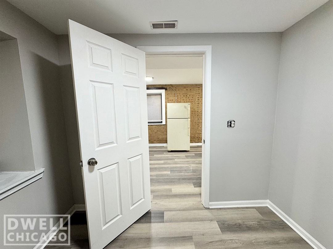 2640 W Cermak Rd #GDN - Photo 6 of 13