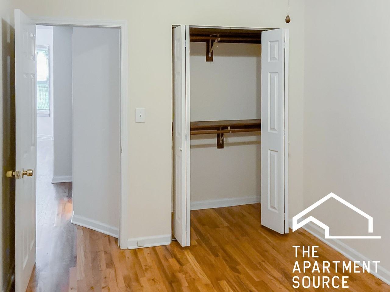 2525 N Lincoln Ave #D2 - Photo 7 of 15