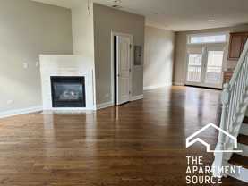 7016 W Medill Ave #TH - Photo 1 of 1