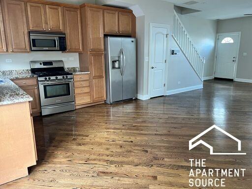 7016 W Medill Ave #TH - Photo 2 of 10
