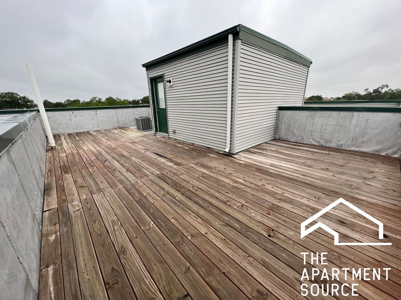7016 W Medill Ave #TH - Photo 5 of 10