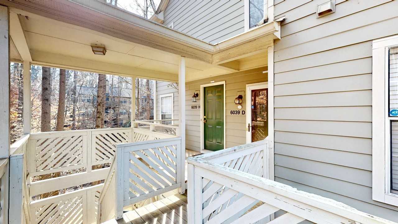 6039 Gray Gate Ln #D - Photo 3 of 28