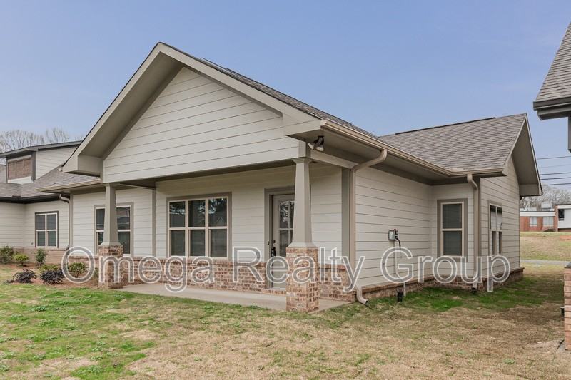8608 Old Highway - Photo 2 of 41