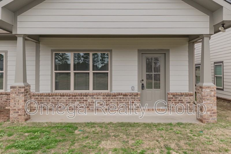 8608 Old Highway - Photo 6 of 41