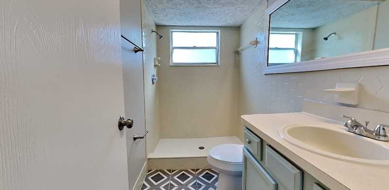 7431 San Moritz Dr - Photo 6 of 23