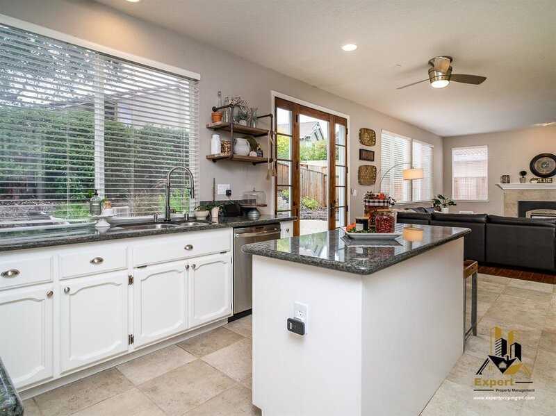 4012 Melrose Ct - Photo 7 of 26