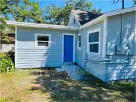 featured image of 918 E 10th St #918A