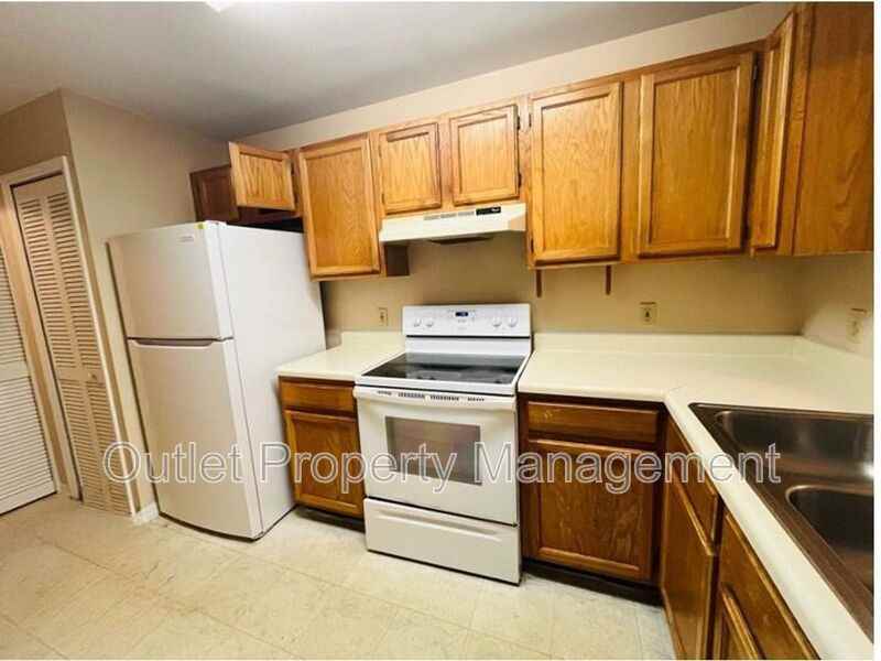 2282 Grenwich Ave #2282 - Photo 7 of 23