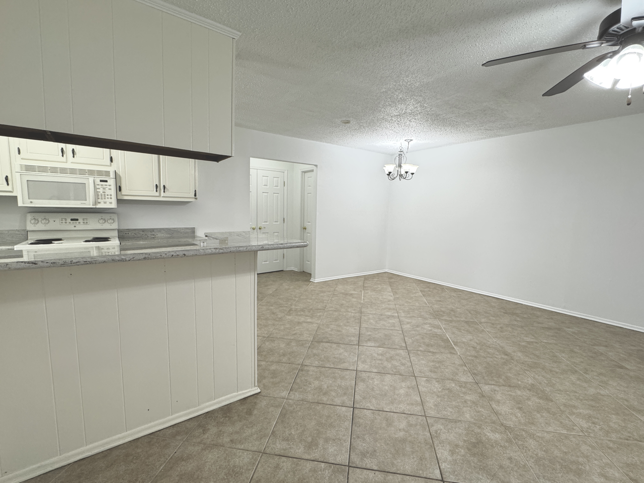 Essex View Apartments - Photo 7 of 35