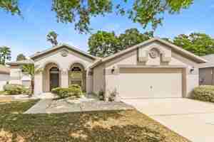 featured image of 2514 Allwood Ave