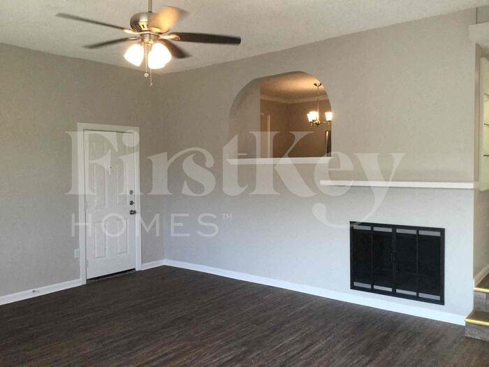 2509 Candleberry Dr - Photo 2 of 15