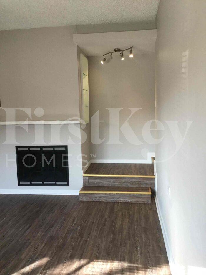 2509 Candleberry Dr - Photo 3 of 15