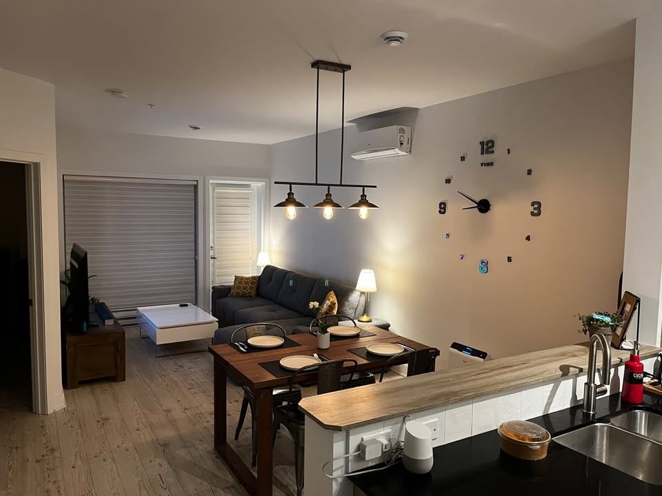 432 Rue Notre Dame #505 - Photo 3 of 11