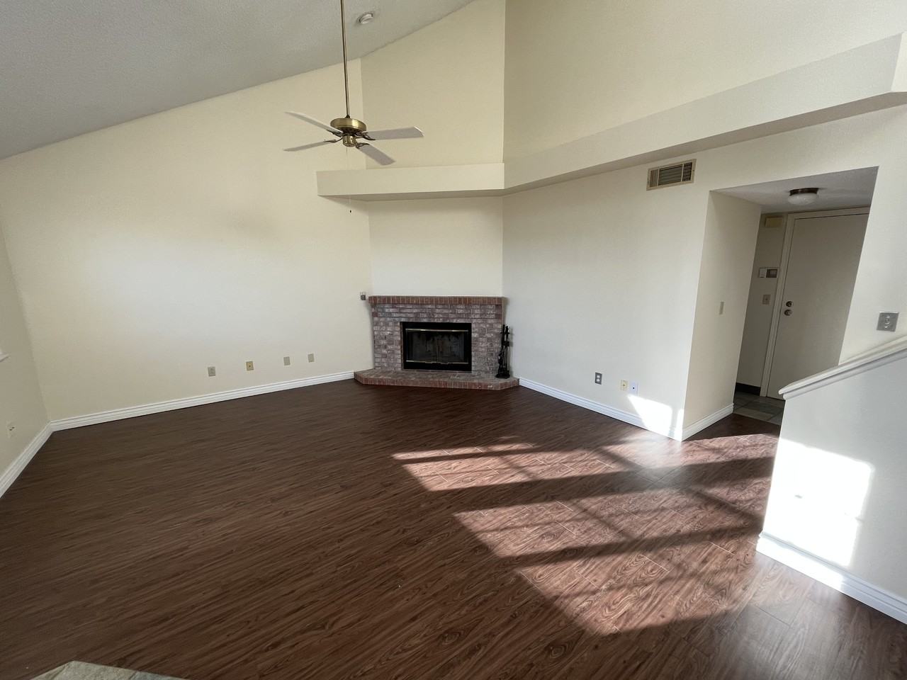4301 S PIERCE ST - DD-NLM - Photo 2 of 22