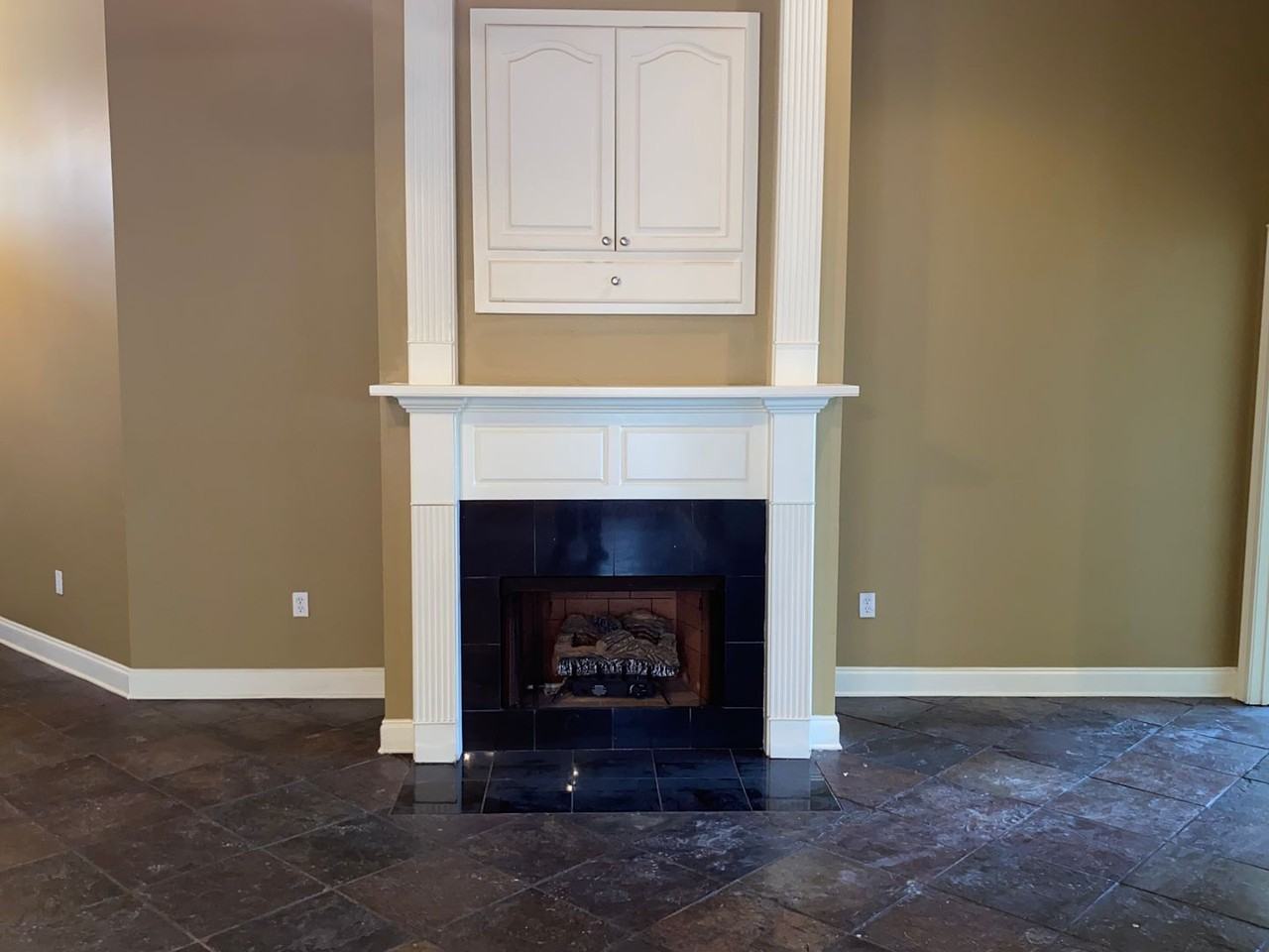 2701 Old Towne Dr - Photo 3 of 14