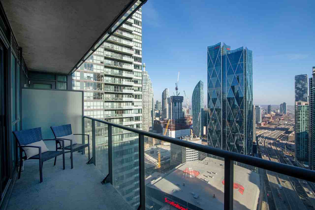 50 Bay St #1025672P - Photo 4 of 10