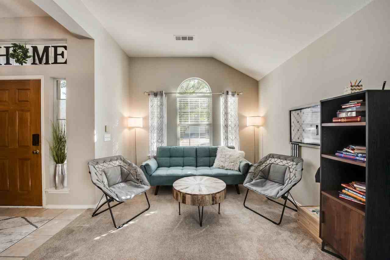 2732 Excalibur Dr #1026130P - Photo 4 of 33