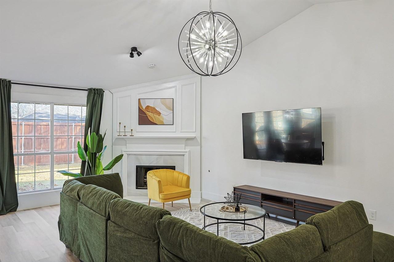 4386 Cantrell St #1042368P - Photo 6 of 38