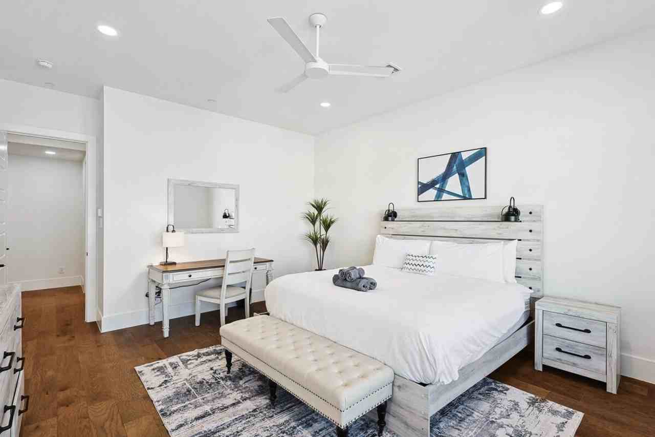 1805 Browder St #1019614P - Photo 5 of 34