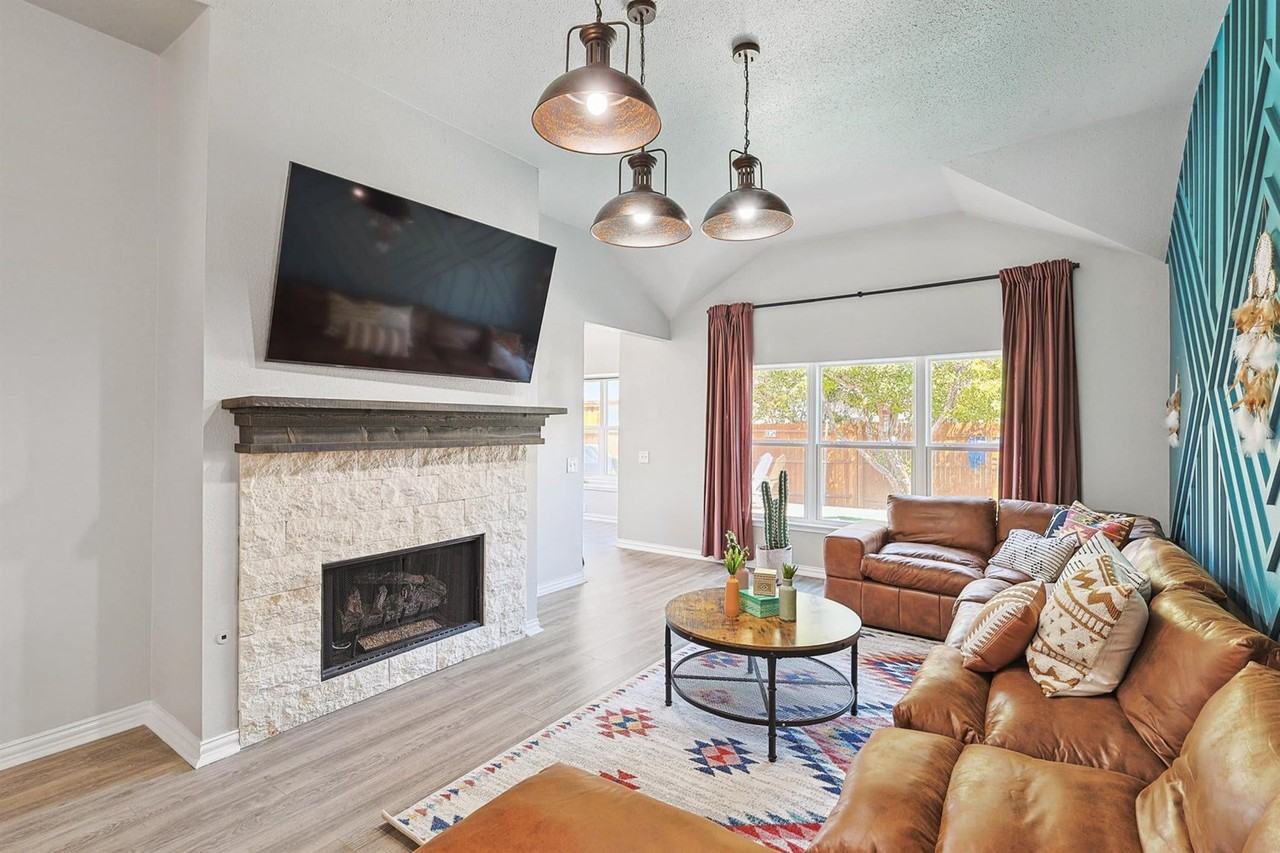 915 Santa Fe Dr #1029110P - Photo 5 of 30