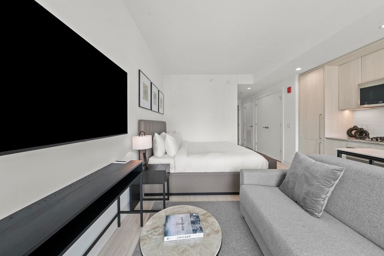 326 North Union Avenue - Photo 2 of 19