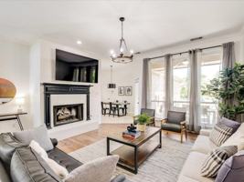 featured image of 7132 Hunt Ln