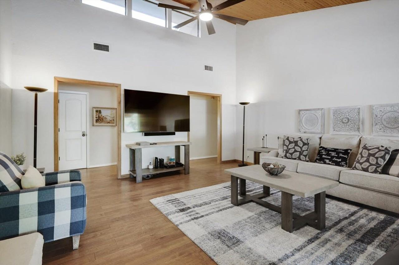 568 Sellmeyer Ln #1019575P - Photo 3 of 43