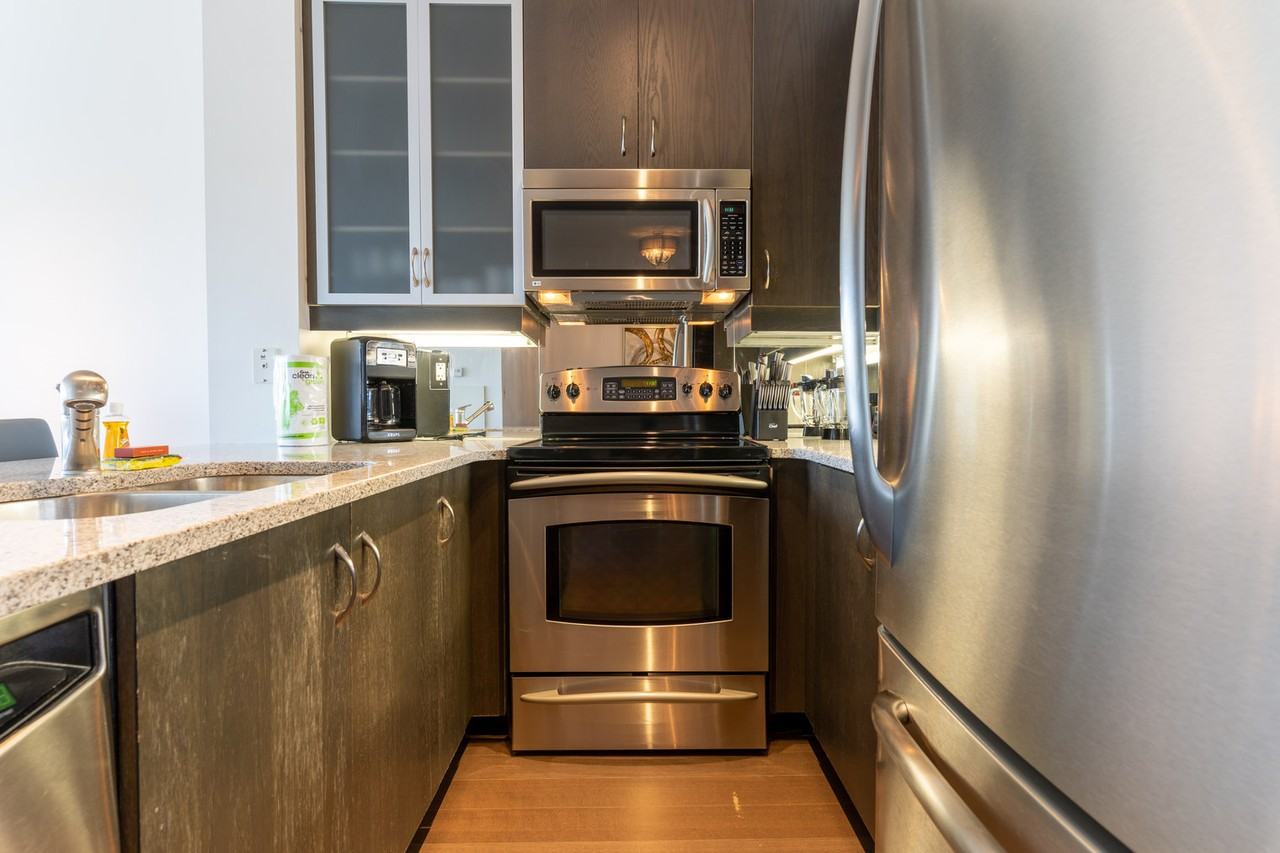 19 Yorkville Ave #1022955P - Photo 6 of 18