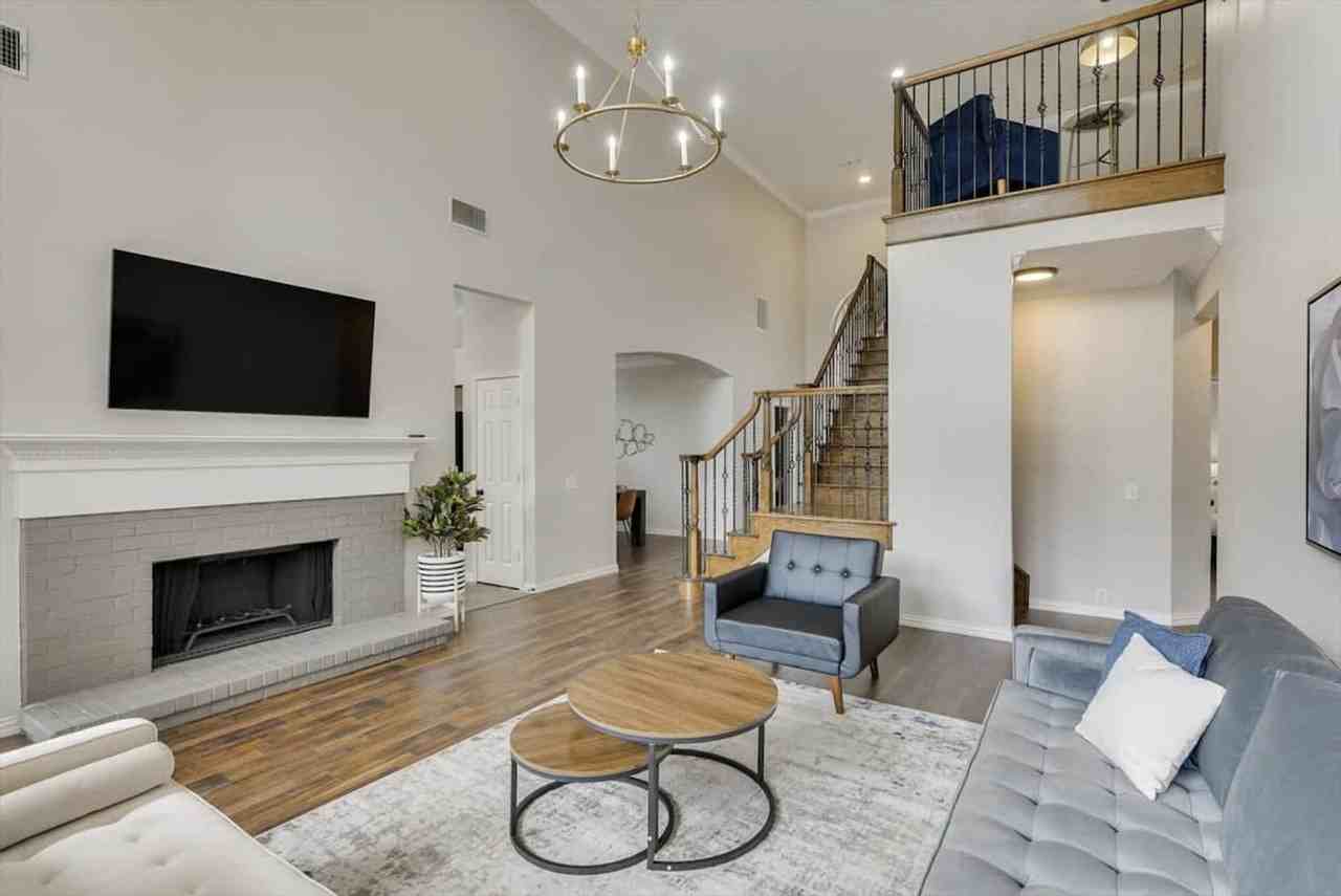 2313 Kingsley Dr #1019516P - Photo 4 of 37