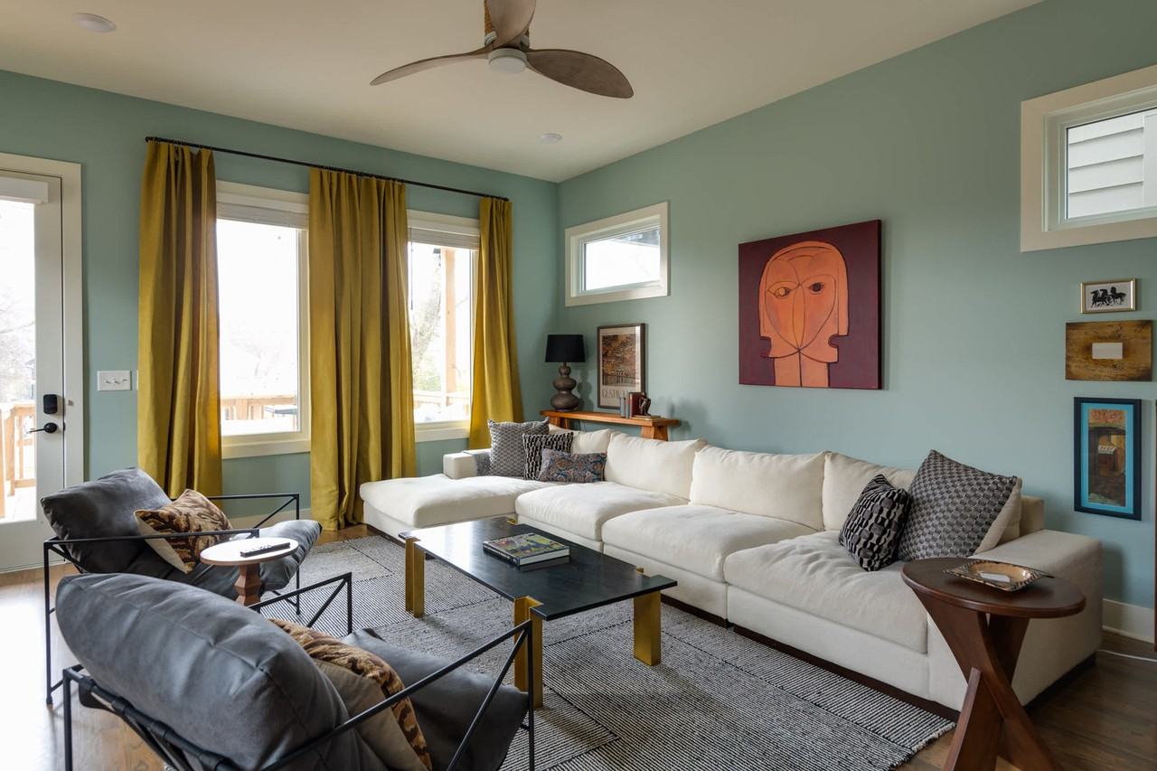 1310 Pennock Ave #1043963P - Photo 7 of 47