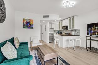 1634 Sw 4th Ave - Photo 1 of 1