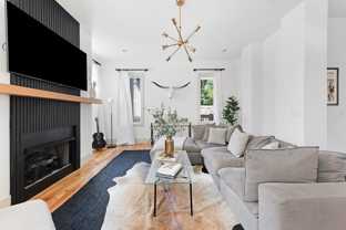 916 11th Ave N - Photo 1 of 1