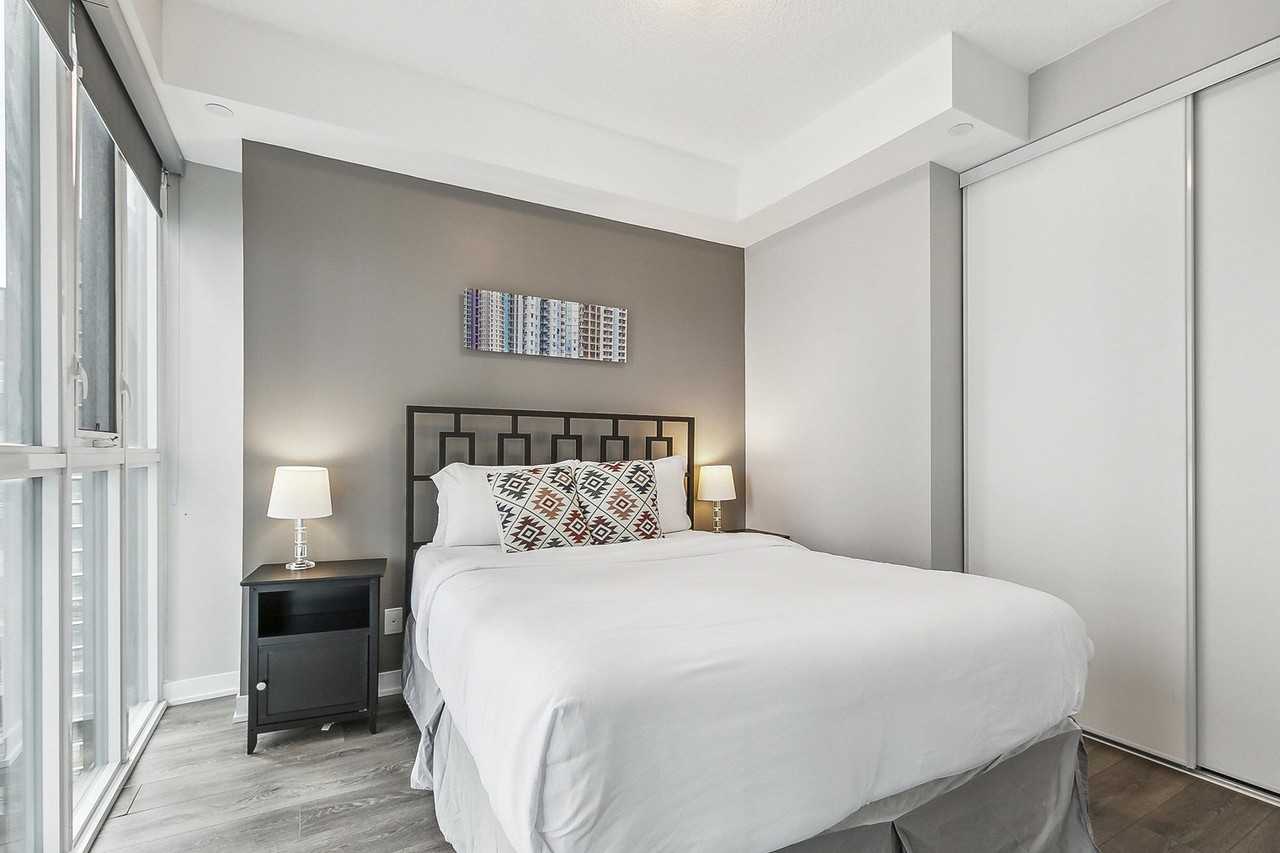 93 Peter St #1030916P - Photo 3 of 10