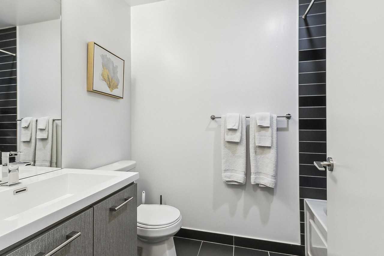 93 Peter St #1030916P - Photo 7 of 10