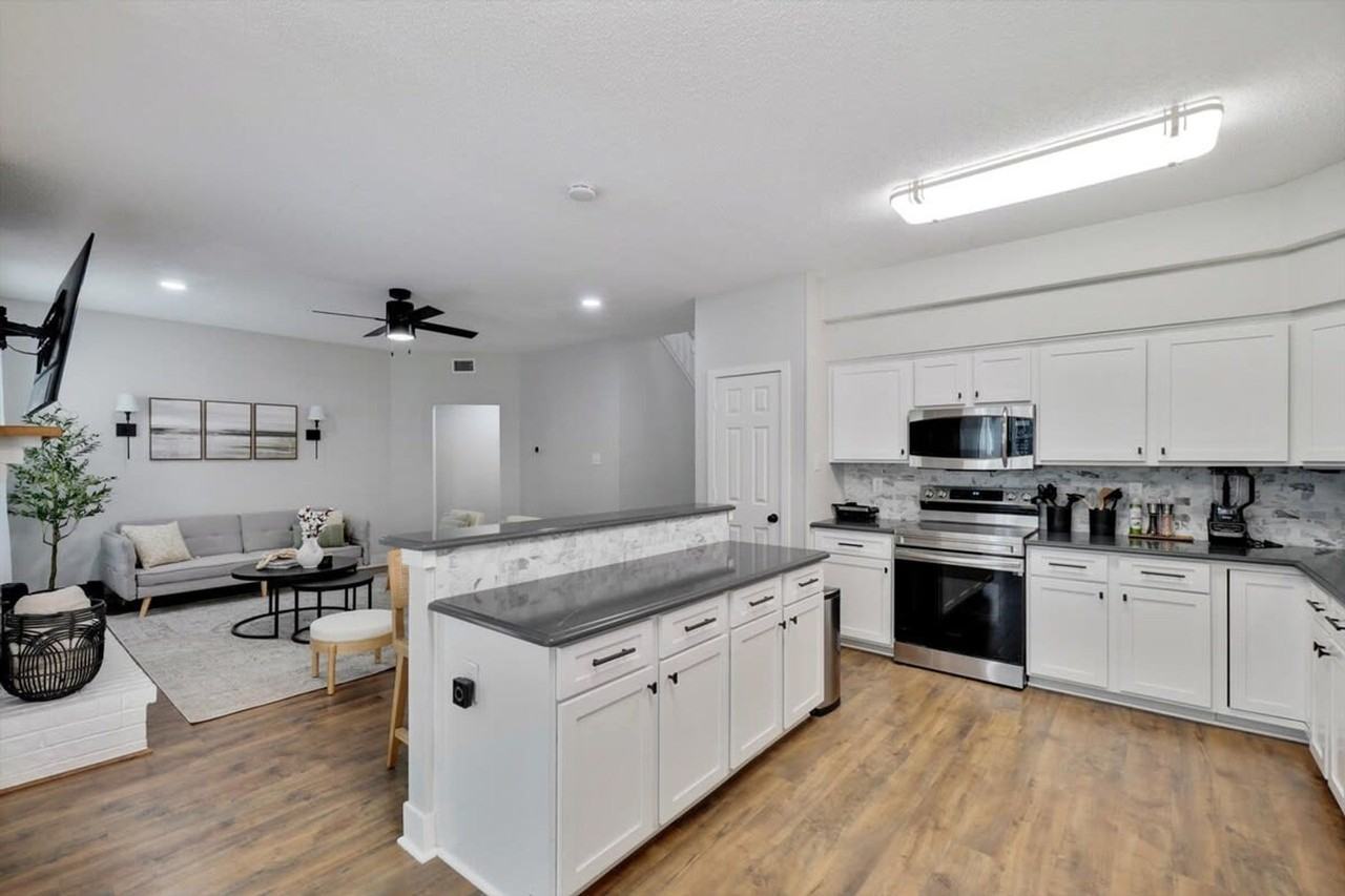 2200 Glenbrook St #1019560P - Photo 5 of 36