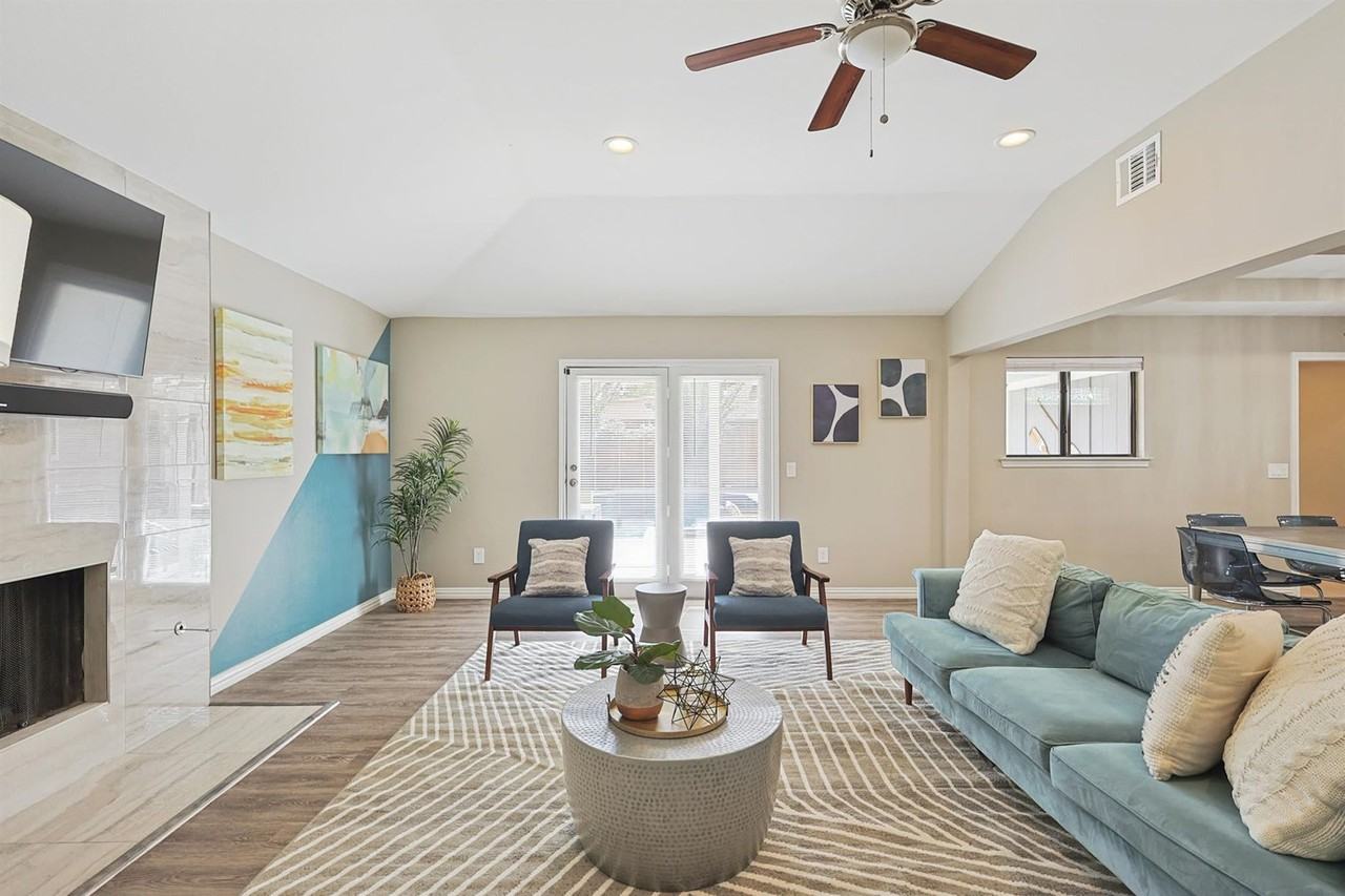 812 Green Brook Dr #1019495P - Photo 3 of 48