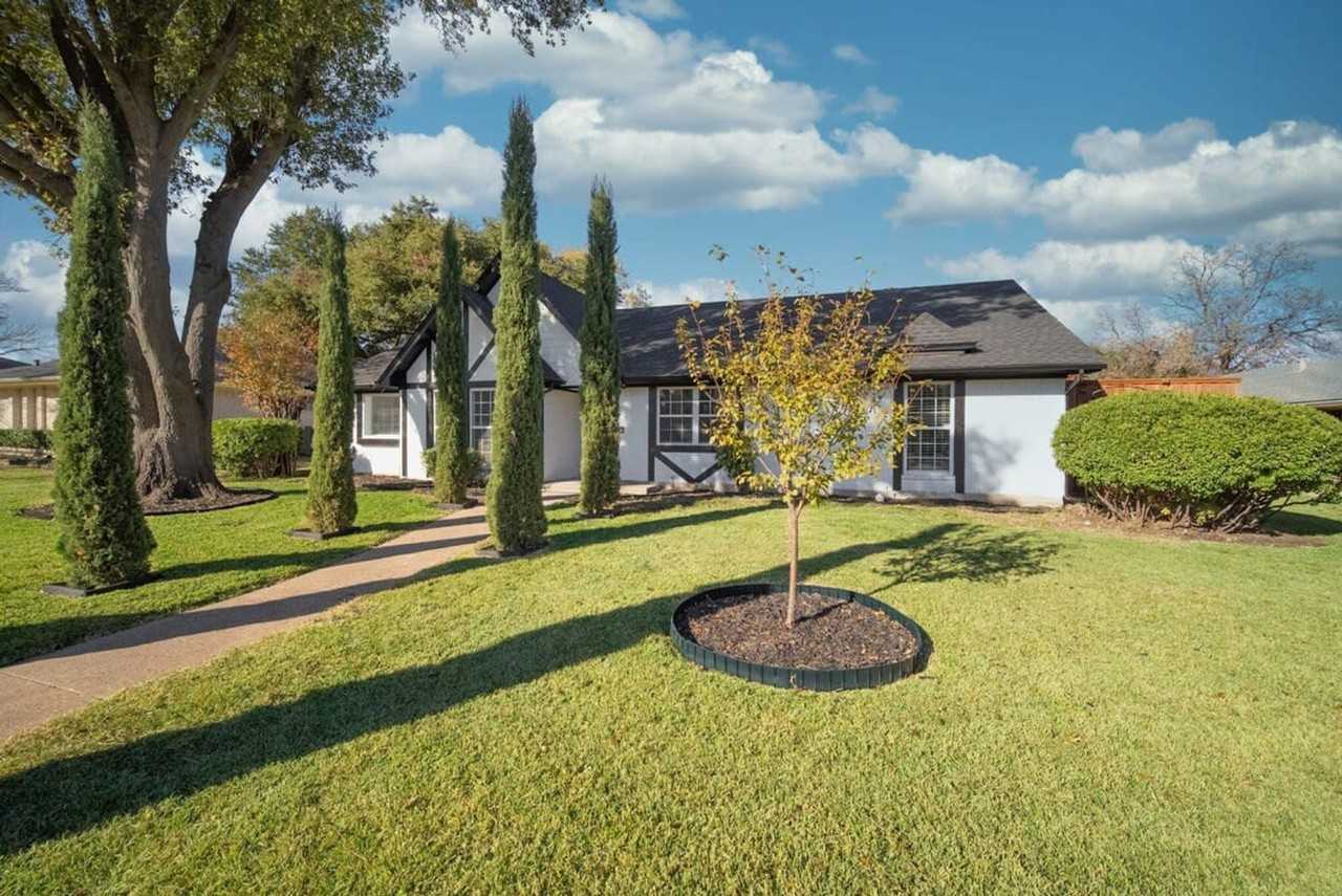 2421 Regal Rd #1019483P - Photo 4 of 29