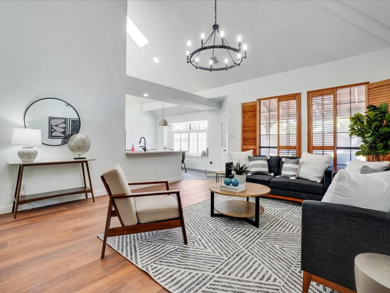 922 Blackstone Dr #1019539P - Photo 2 of 45