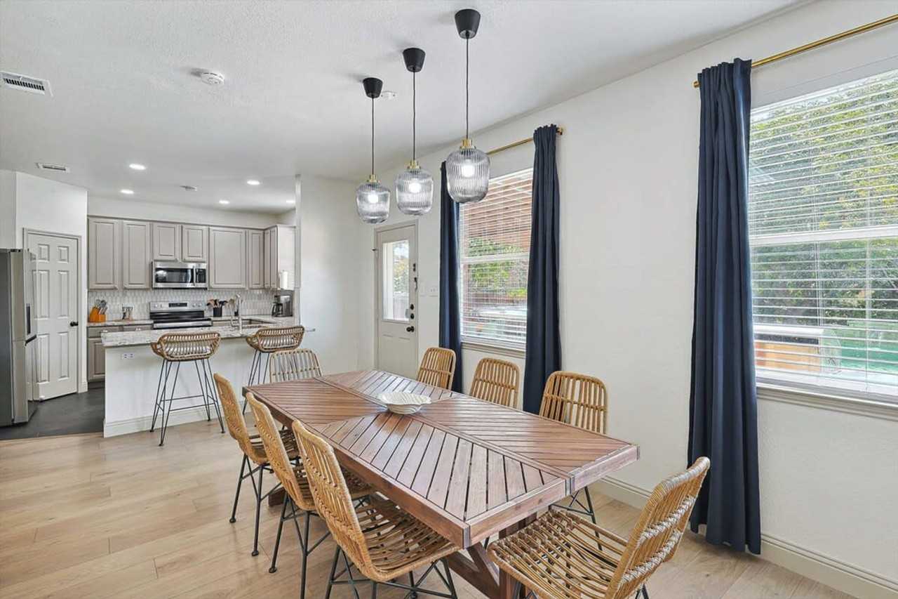 1049 Pullman Dr #1019571P - Photo 7 of 37