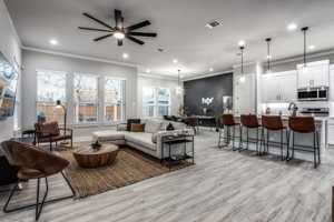 featured image of 1917 Shaw St