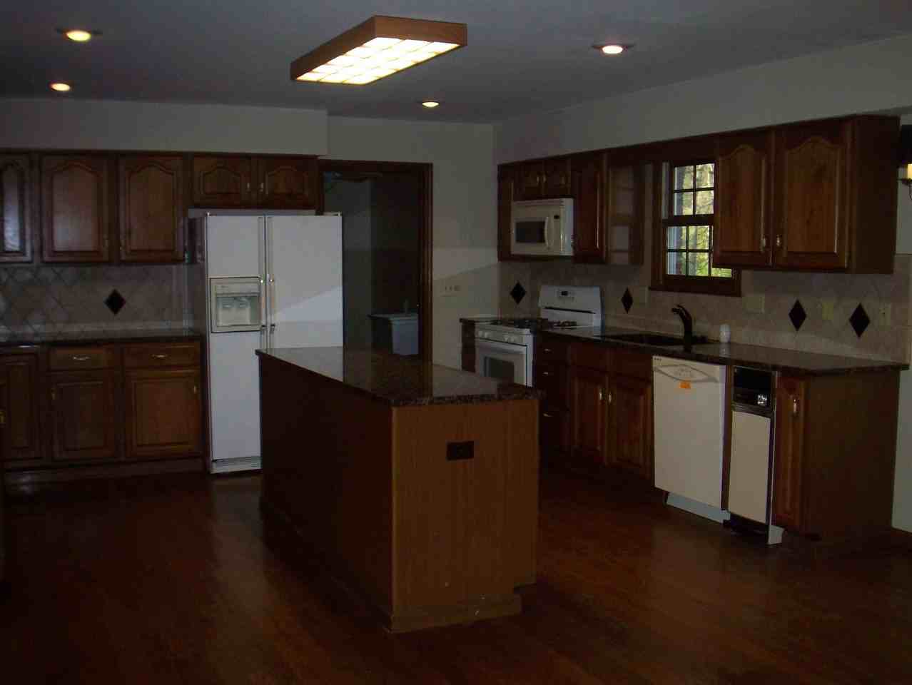 8664 Eagle Ridge Drive - Photo 2 of 15