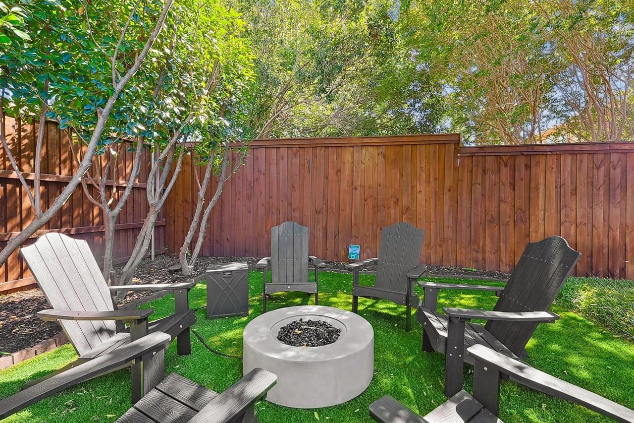 2604 Brandi Ln #1031295P - Photo 4 of 40