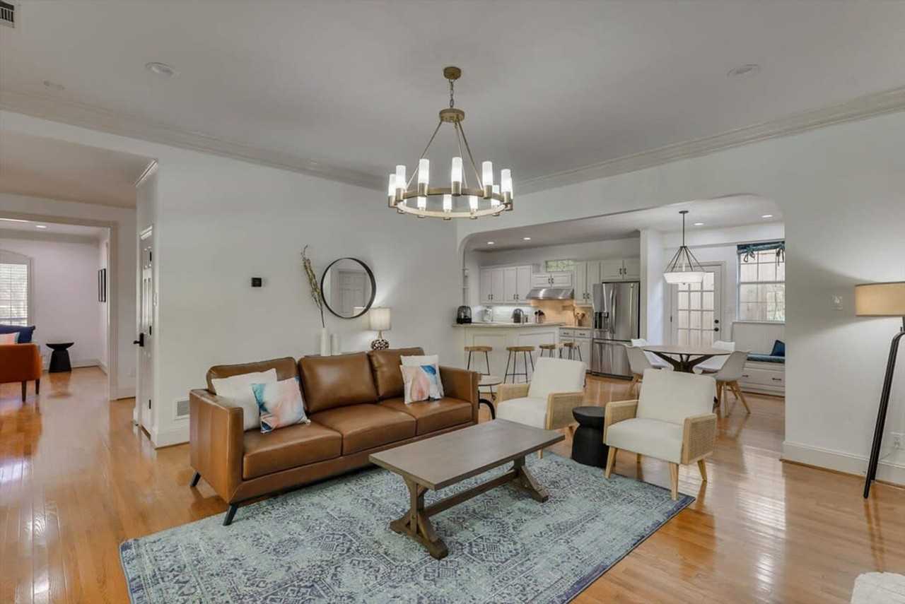 1811 Forest Meadow Ln #1019488P - Photo 3 of 49