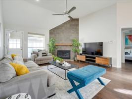 featured image of 4215 Voss Hills Pl