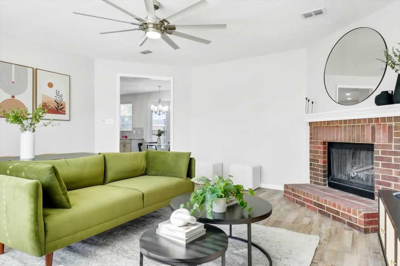 2062 Arena Dr #1019552P - Photo 4 of 45