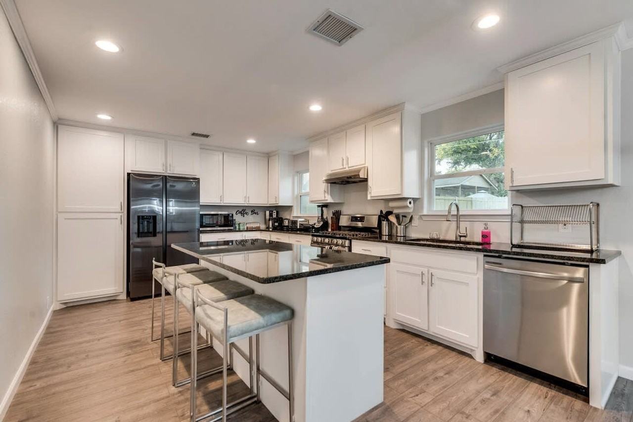 1203 Andrews St #1019497P - Photo 7 of 44