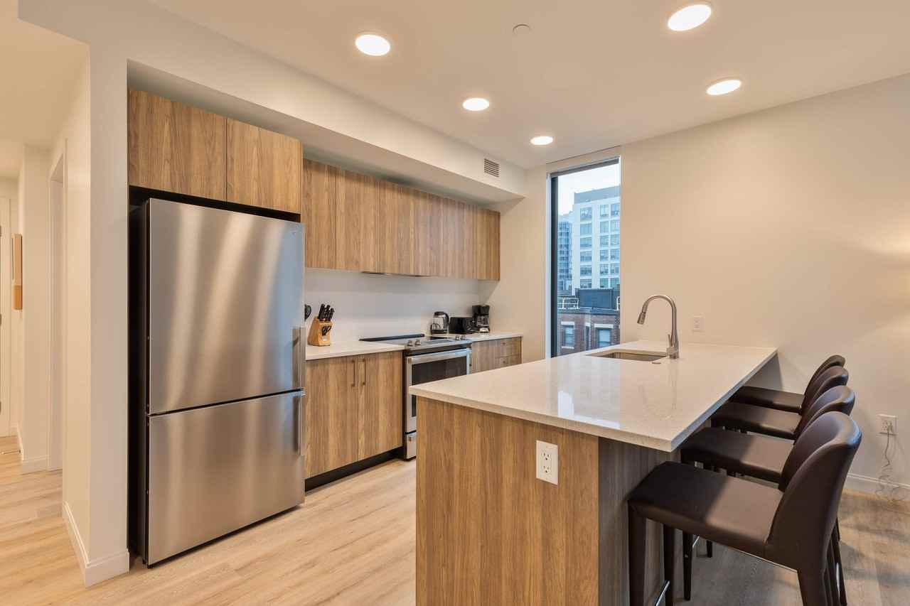 60 Kilmarnock St #1039263P - Photo 4 of 38