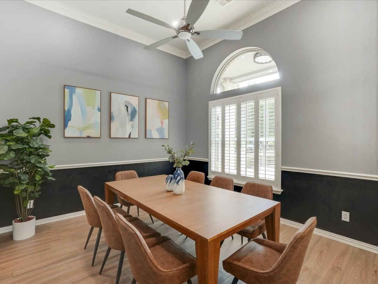 2305 Clearview Ct #1019532P - Photo 6 of 46